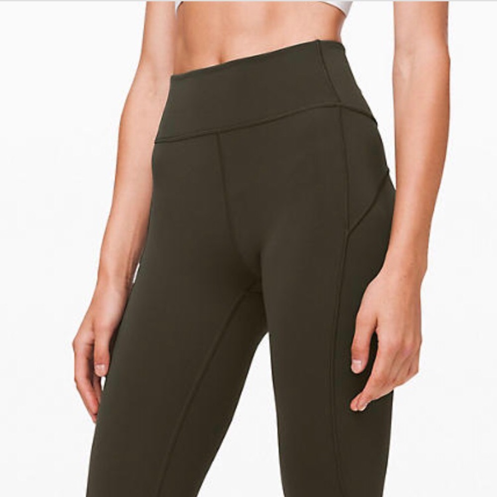 In Movement 7/8 Tight Everlux (Dark Olive)